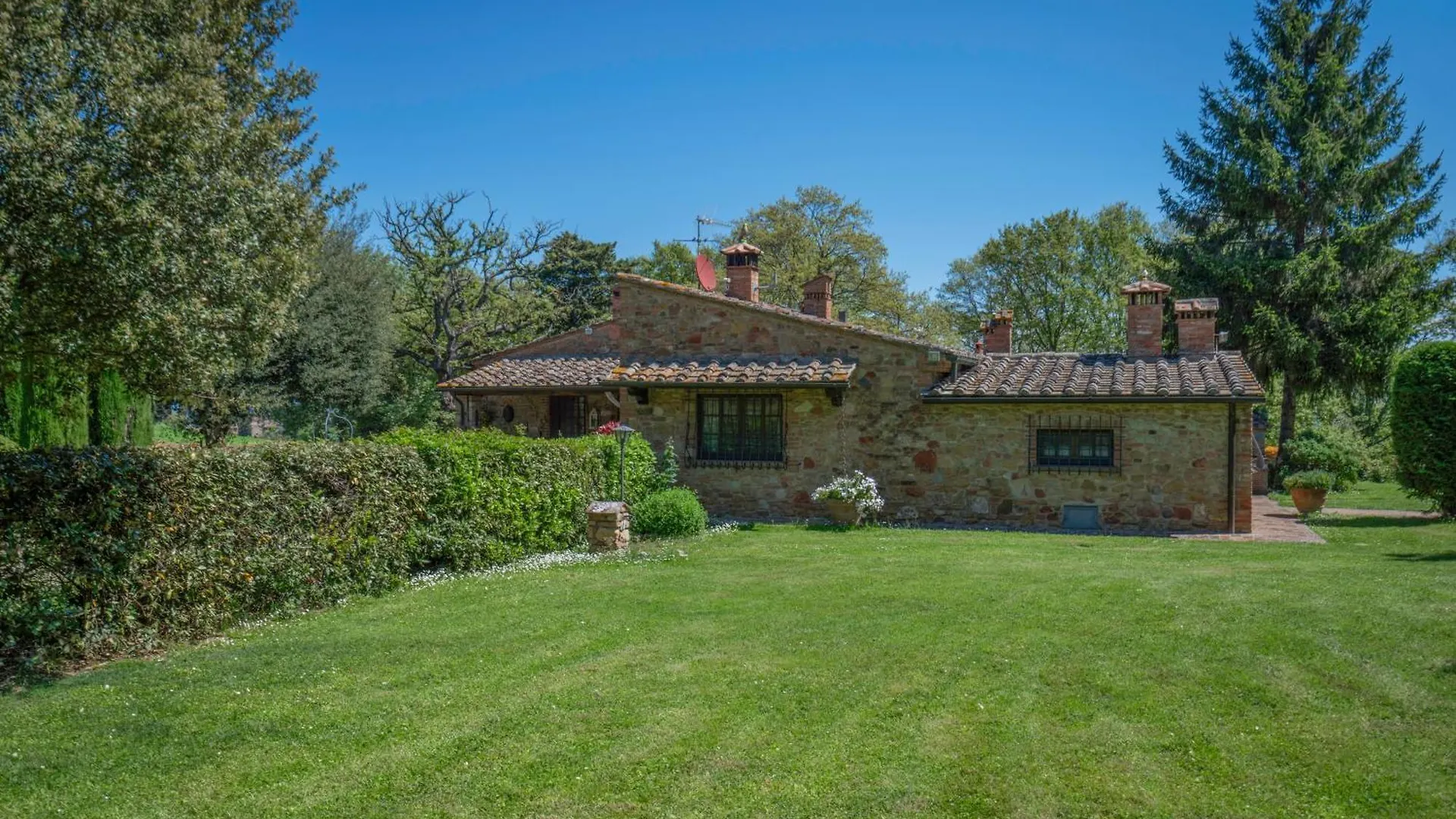 Grace Home, Pool, Wifi, Gambassi Terme 0*,  Italy